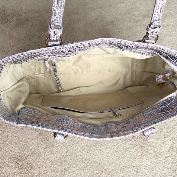 Iridescent Brahmin Ashlee Violet Wonderland Melbourne large leather tote bag 💜 - Picture 7 of 16